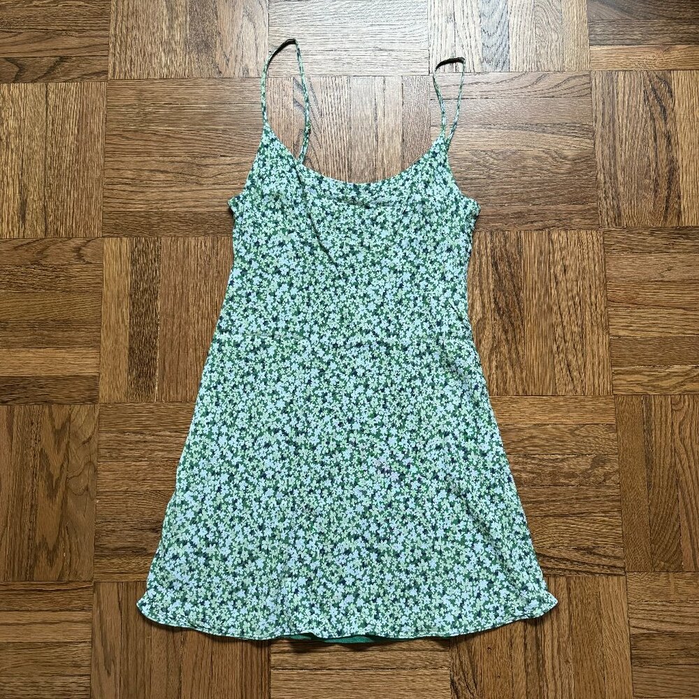 Aritzia Sundeh Sundress